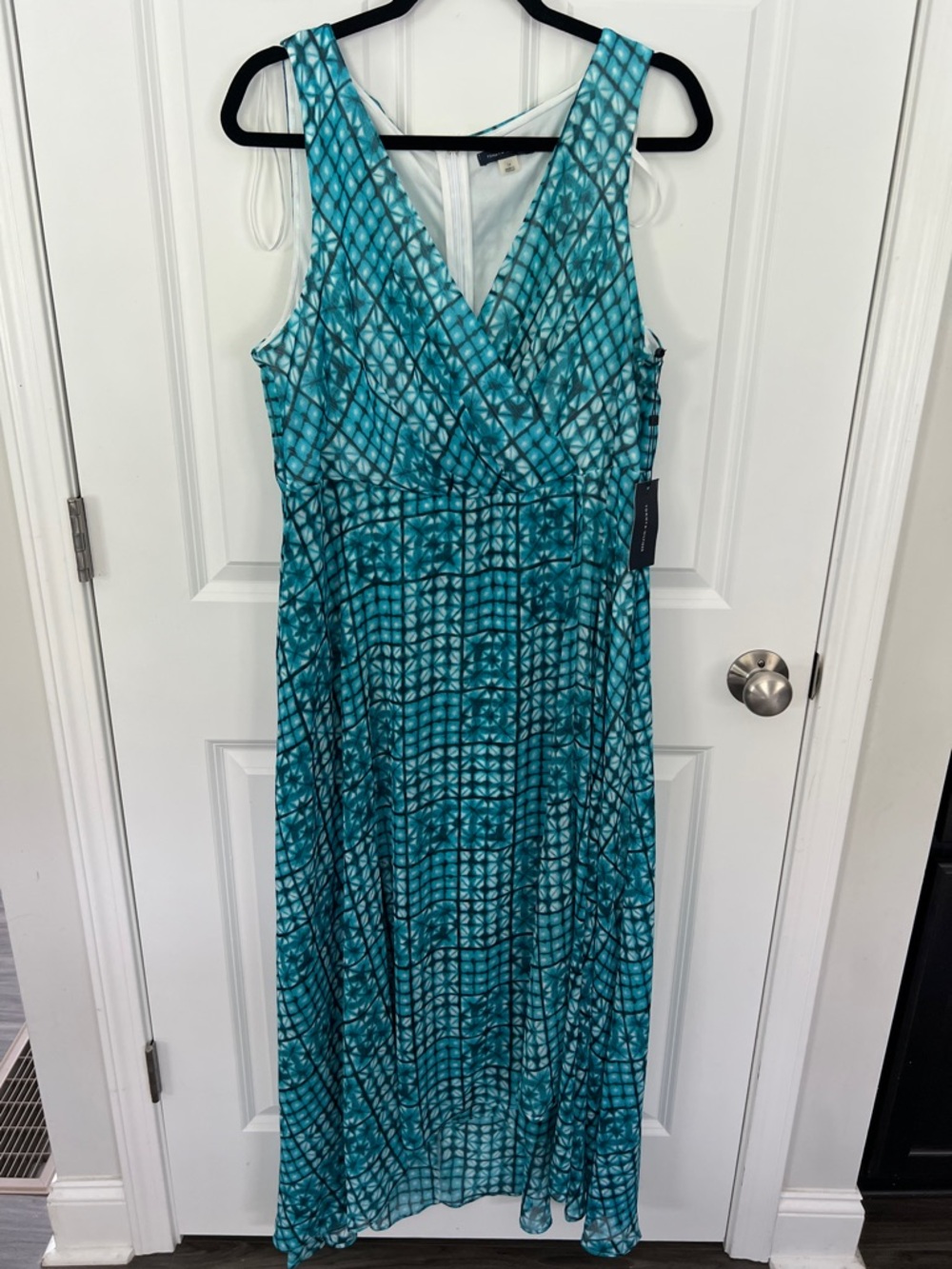 Tommy Hilfiger Blue Geometric A-Line Dress V-Neck‎ Sleeveless Pleated 14